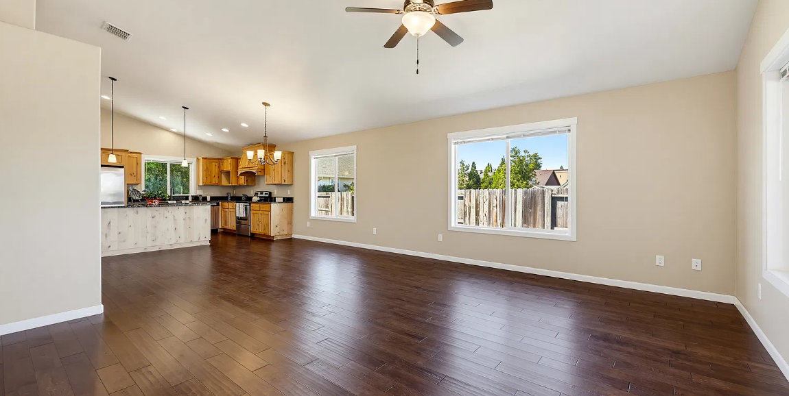 425 Se Cadet Ct #1 - Photo 6 of 34