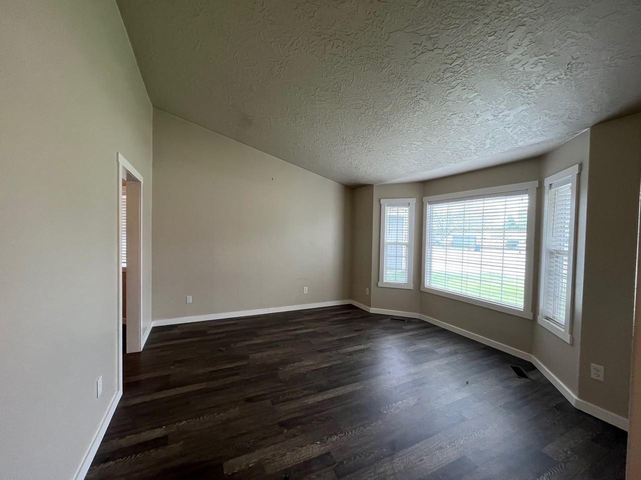 4388 S Danridge Ave #1 - Photo 2 of 7