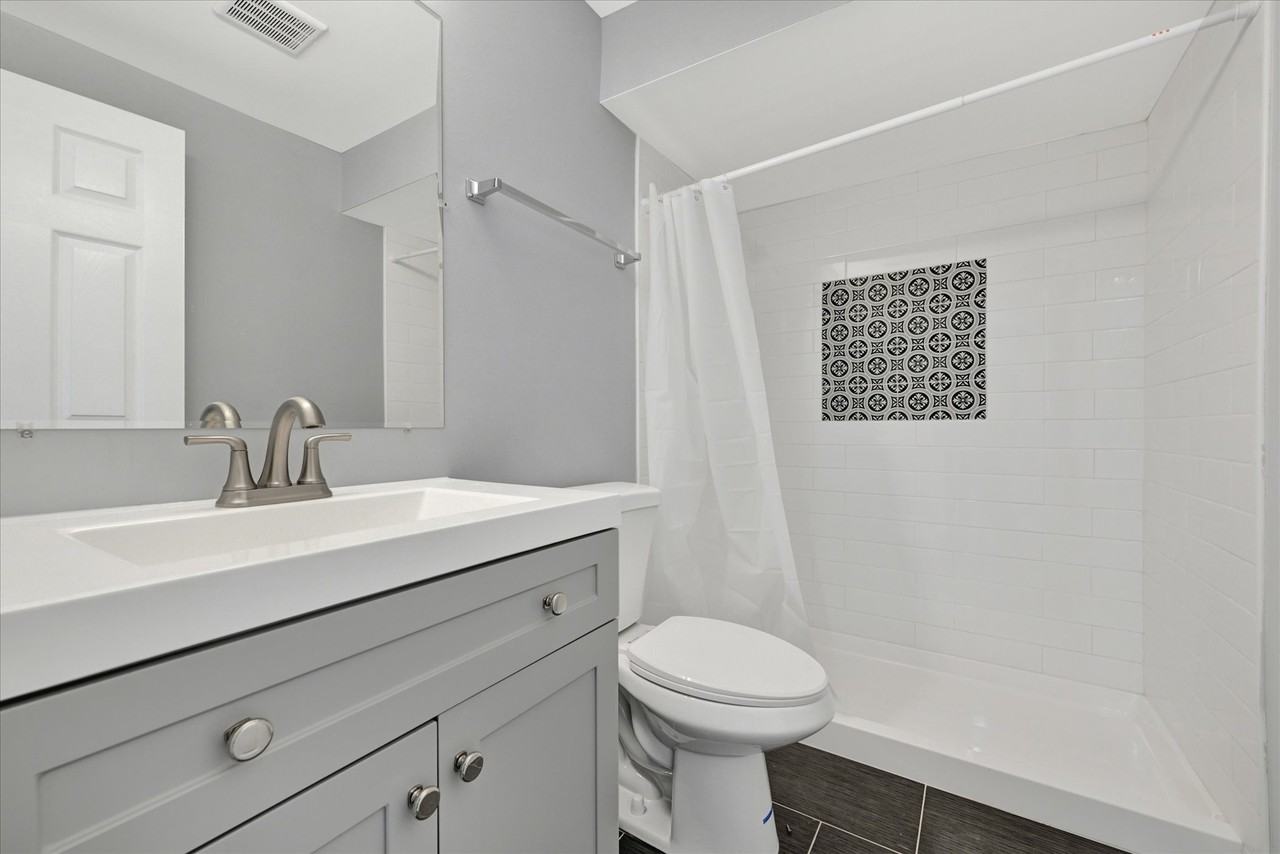 1802 Mcculloh St #1 - Photo 2 of 13