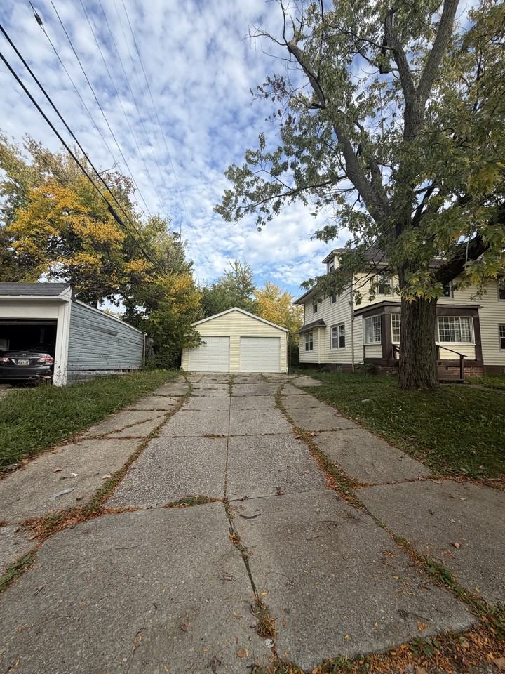 3331 Cedarbrook Rd #1 - Photo 2 of 26