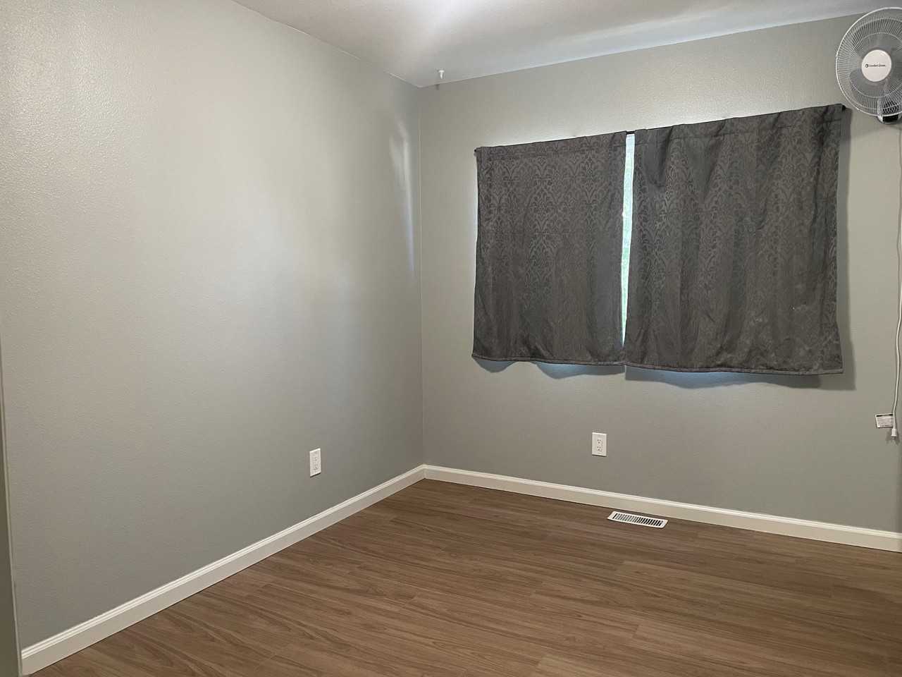 1206 Cree Dr #1 - Photo 6 of 16