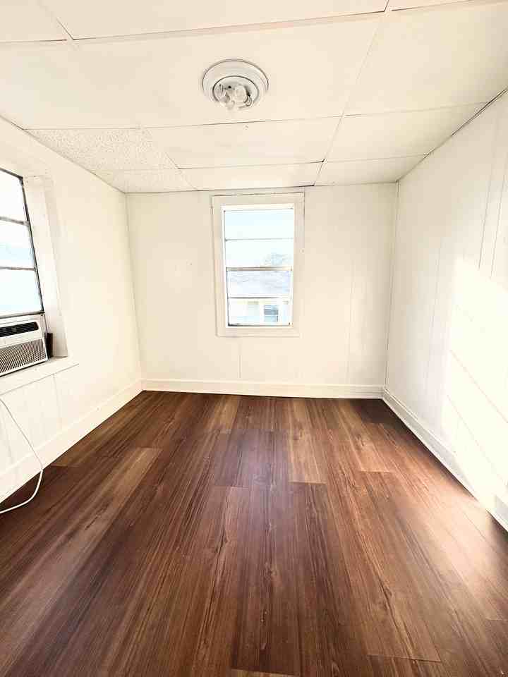 3929 Carver Ave Sw #1 - Photo 5 of 18