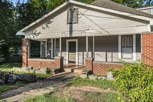featured image of 104 Henley St #1