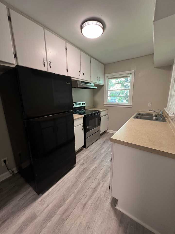 603 Camp Ct #1 - Photo 3 of 16