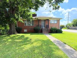 featured image of 2320 16th St N #1