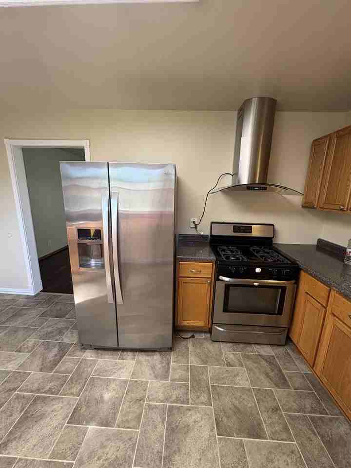 1235 W Semor Dr #1 - Photo 3 of 10
