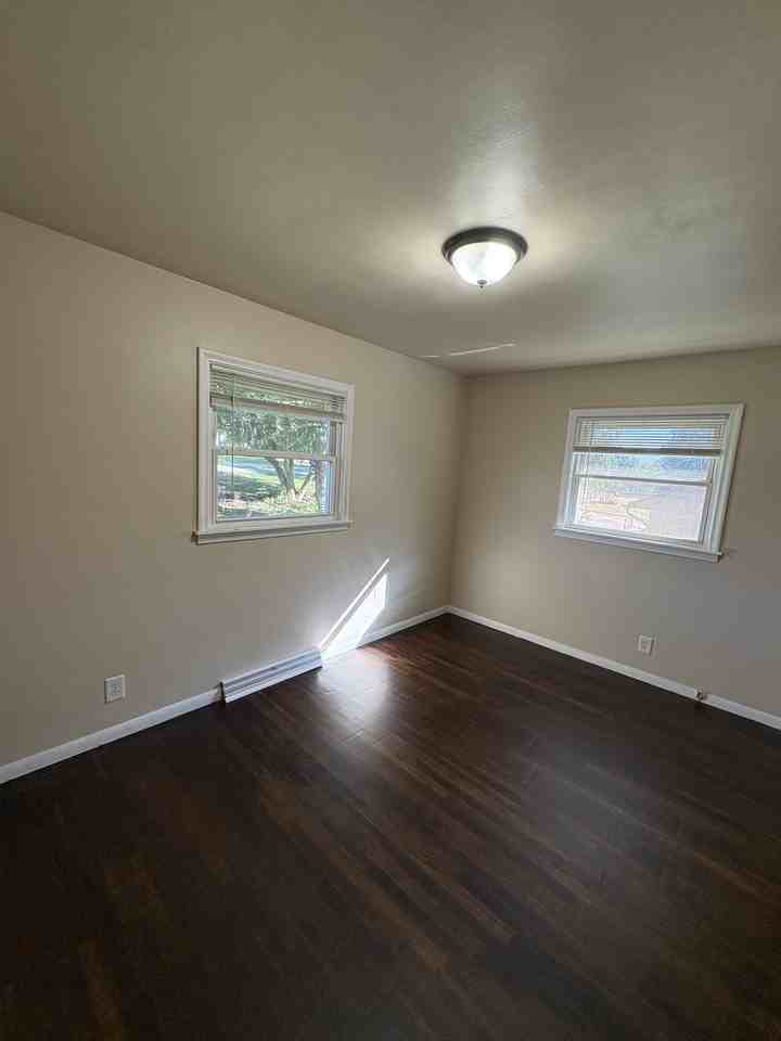1235 W Semor Dr #1 - Photo 7 of 10