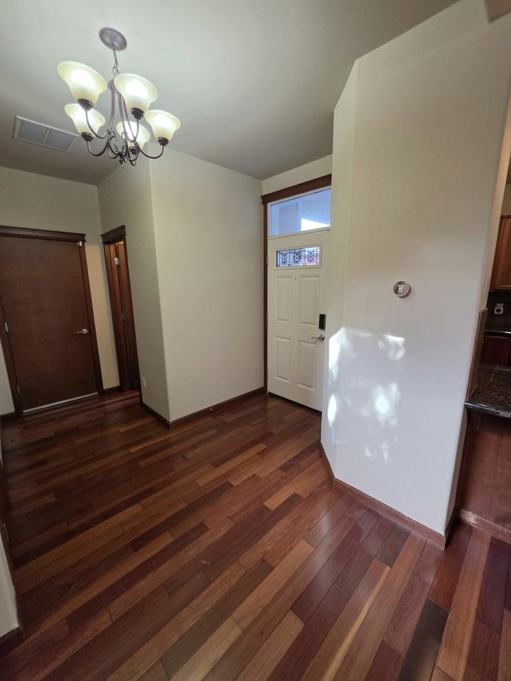 4818 Stonegate St Se #1 - Photo 5 of 35