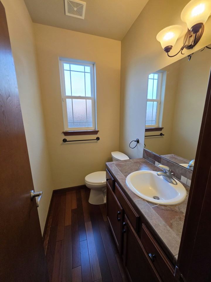 4818 Stonegate St Se #1 - Photo 6 of 35