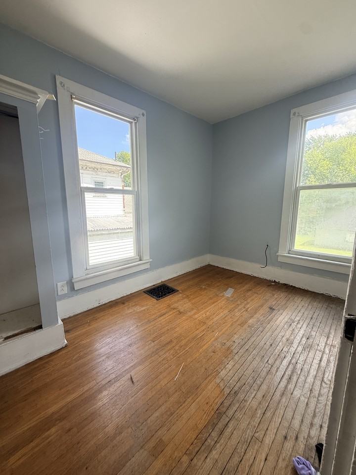 306 S Johnson St #1 - Photo 6 of 9