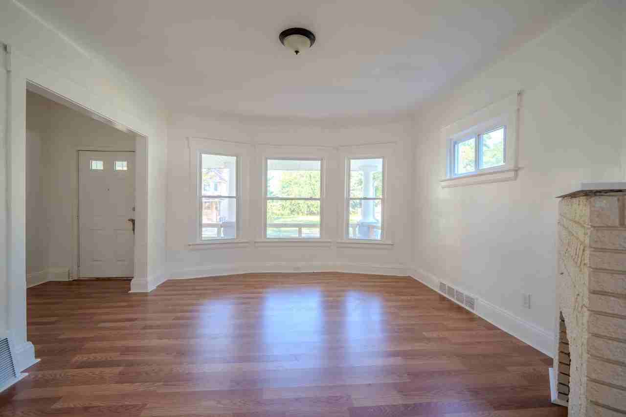10008 Somerset Ave - Photo 7 of 23