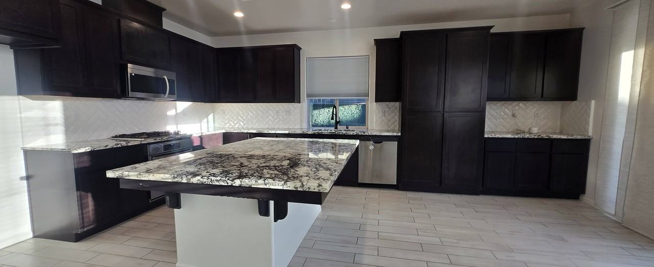 312 Hammersmith Dr #1 - Photo 4 of 21