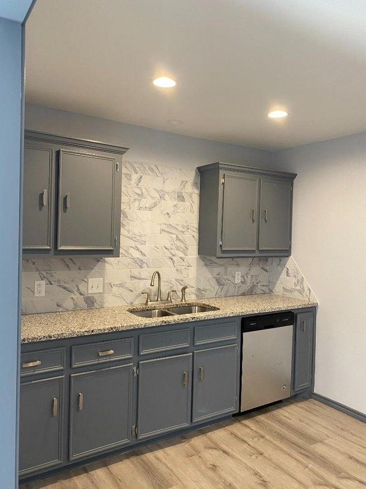 901 N Raleigh Ave - Photo 2 of 15