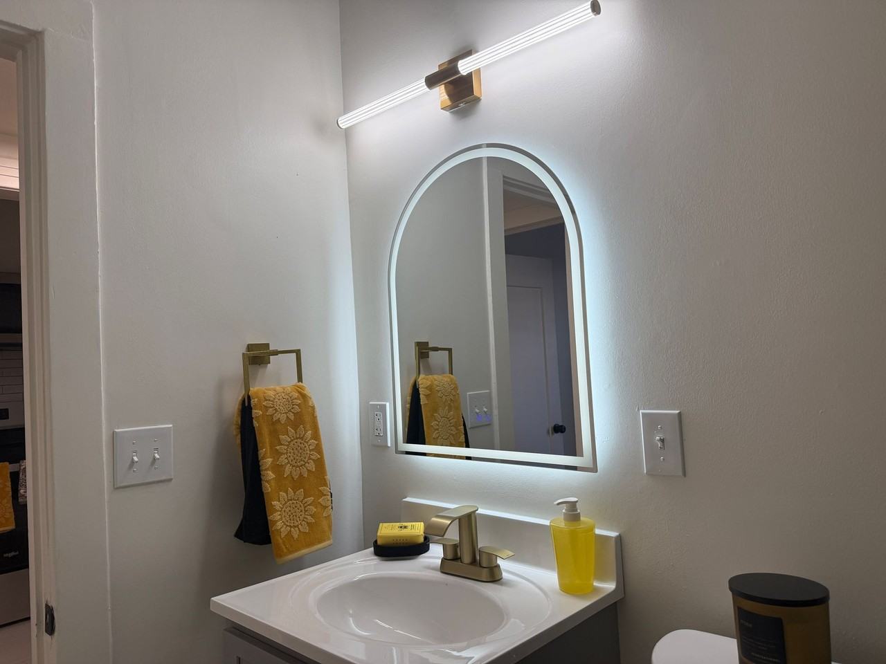 The Bristol Apartments - Photo 5 of 18