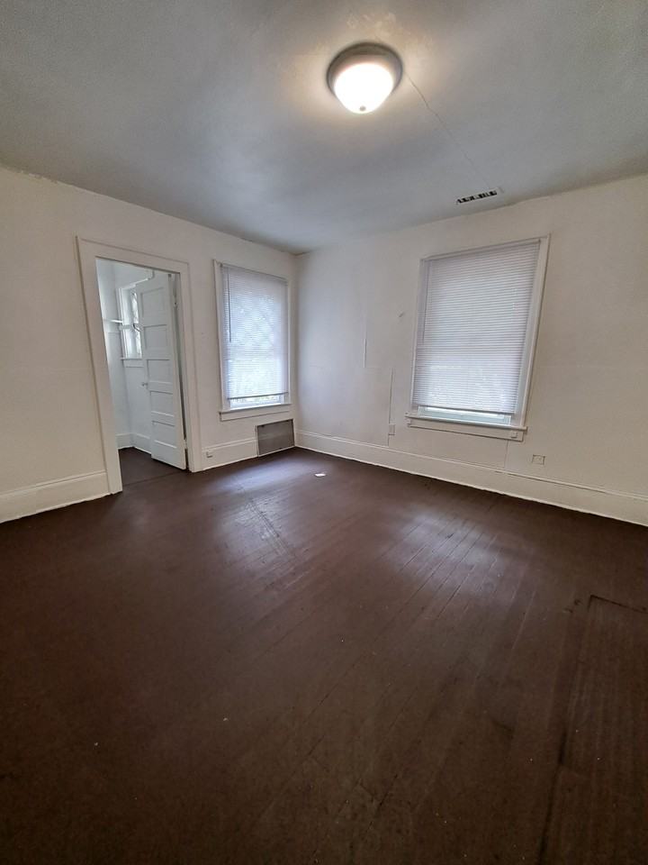 1002-1004 South Fountain Avenue - 1002 1/2 #1002-1-2 - Photo 4 of 5