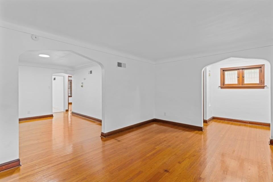 1105 Hornsby Ave #1 - Photo 3 of 32