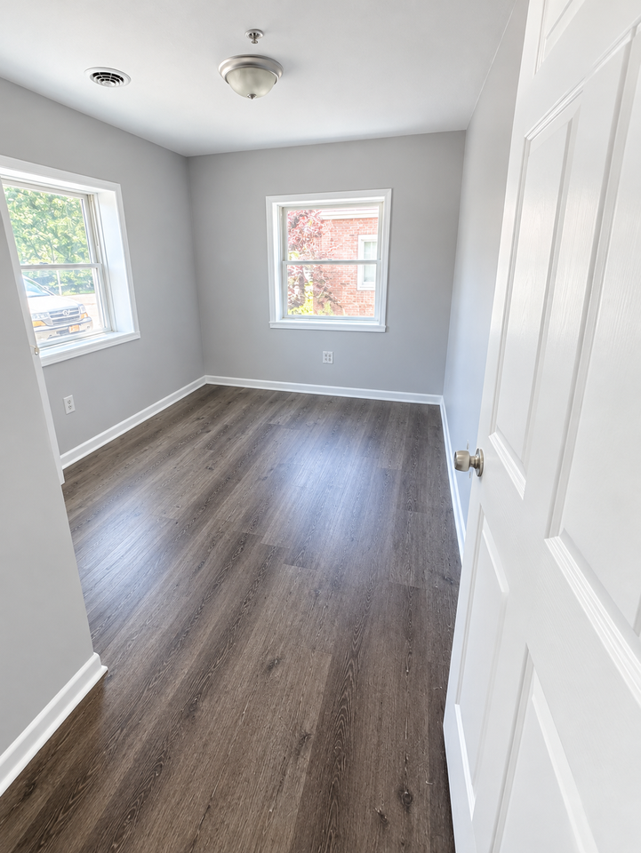 112 Project Rd #112-3 - Photo 2 of 9