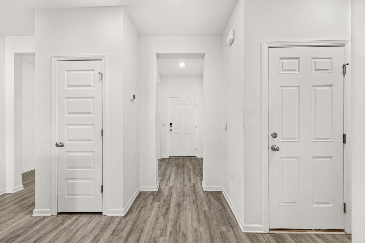 299 Marsh Lndg S - Photo 5 of 11