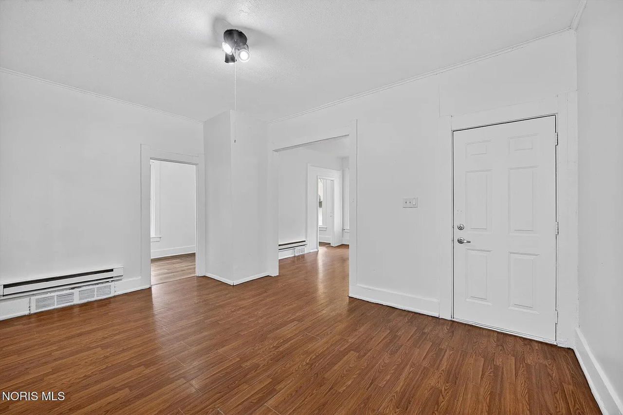 2938 Chase St #1 - Photo 7 of 22