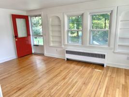 featured image of 196 Beach St #1