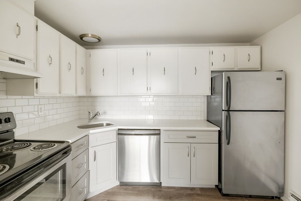 2455 Bryant Street9 #9 - Photo 6 of 13
