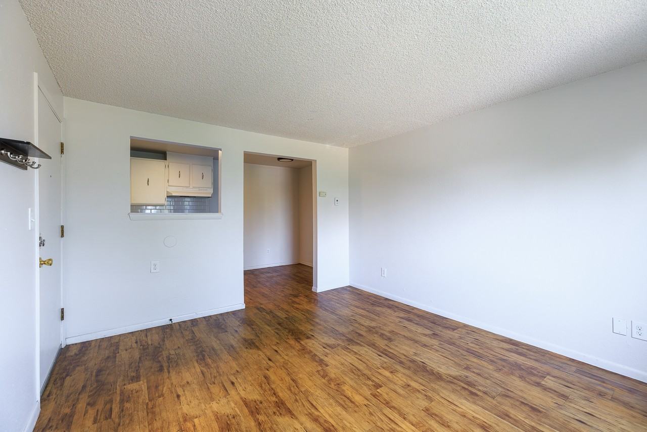 2455 Bryant Street8 #8 - Photo 5 of 14