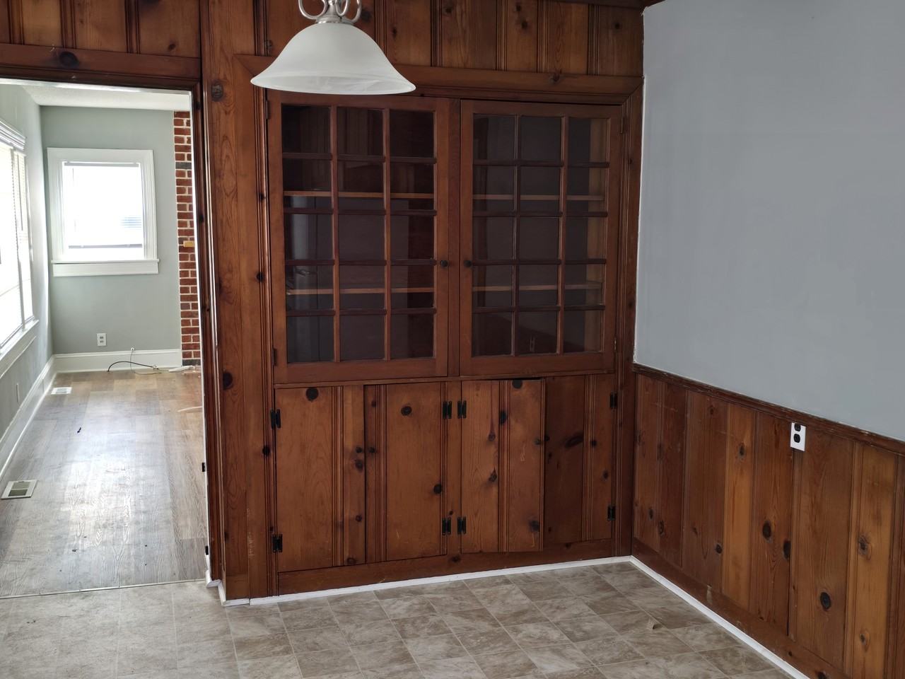 305 N Grimes St #1 - Photo 4 of 14