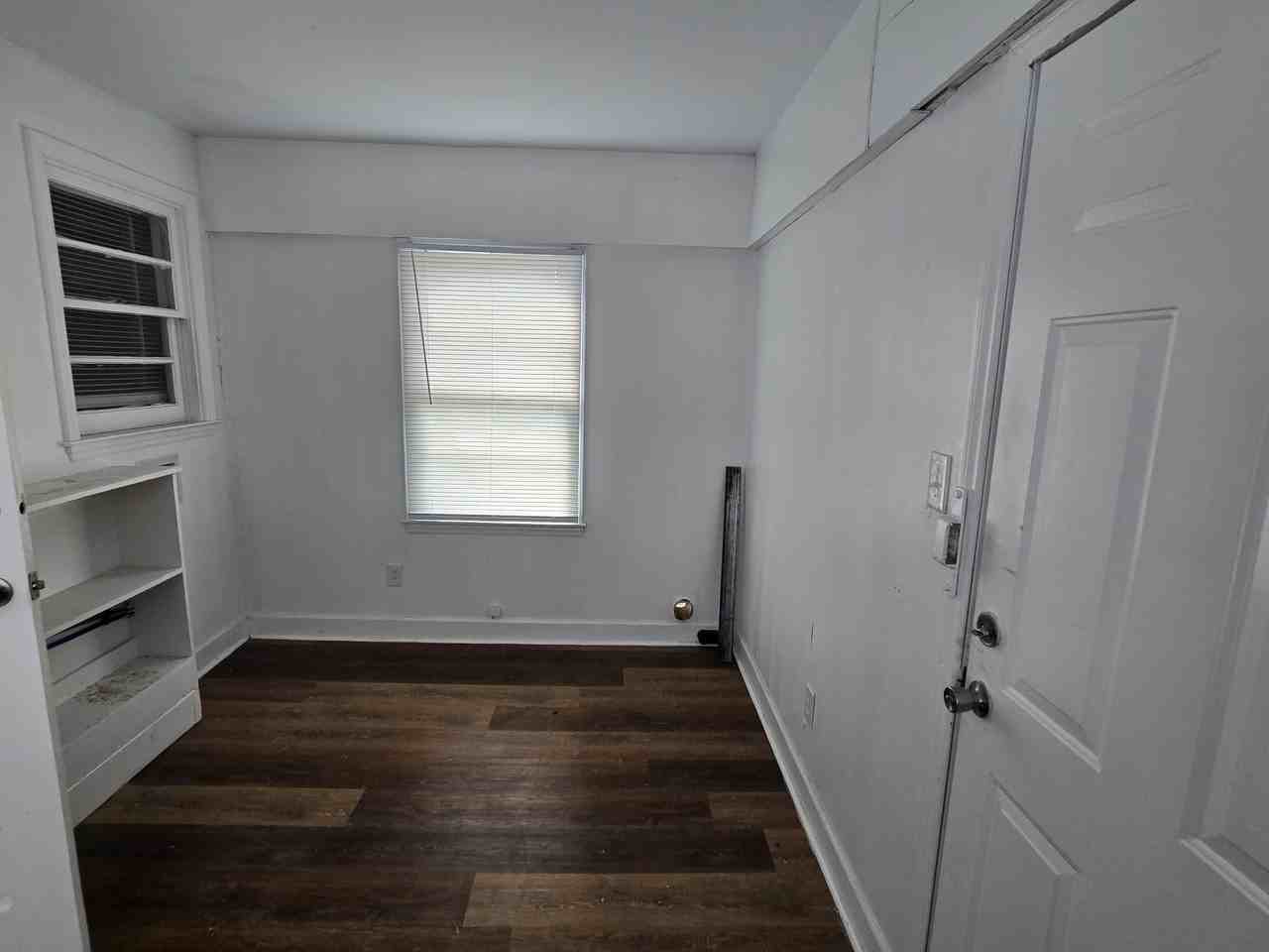 305 N Grimes St #1 - Photo 7 of 14