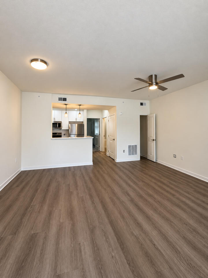 1604 W 5th St. Apartments - Photo 7 of 11