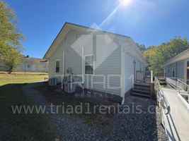 featured image of 1001 E Bragg St