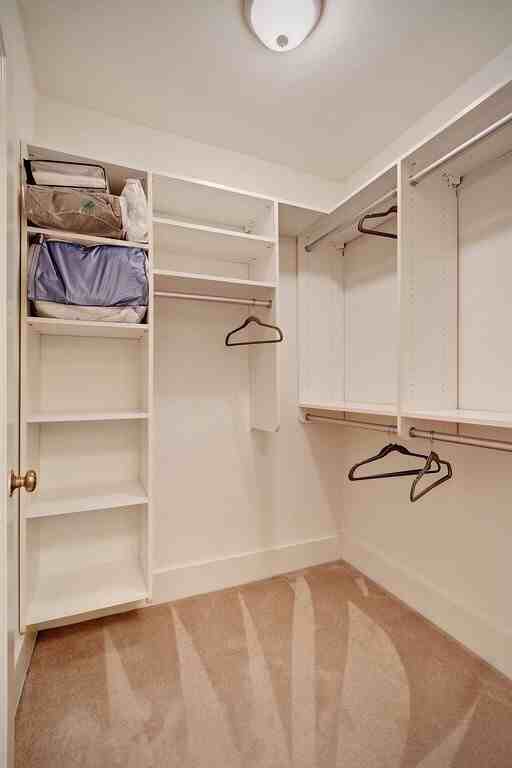 Townhouse Apartments - Photo 4 of 31