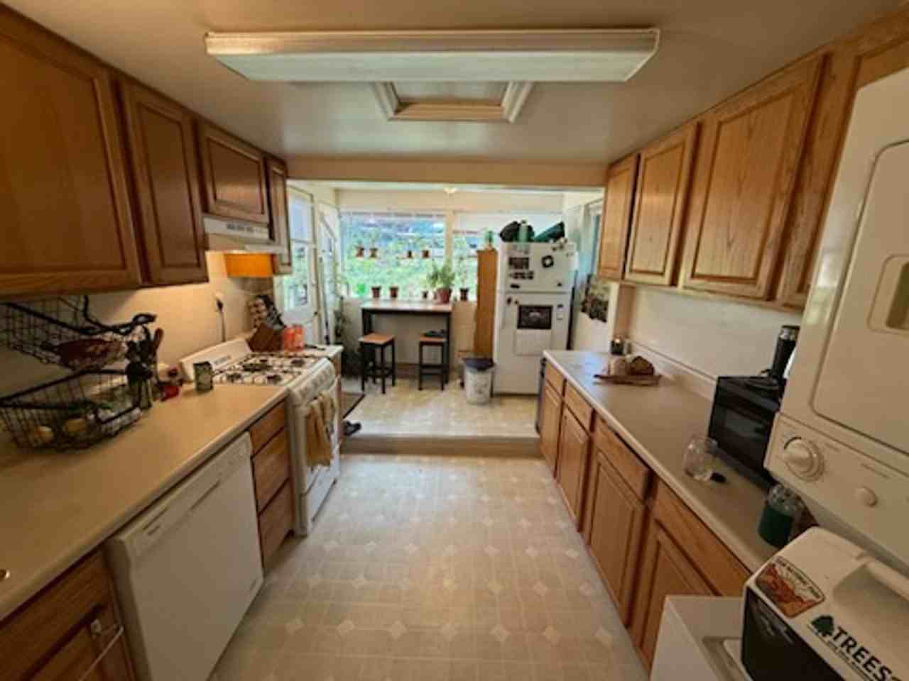 AP7003 - 1305 Cherry Avenue - Photo 6 of 27