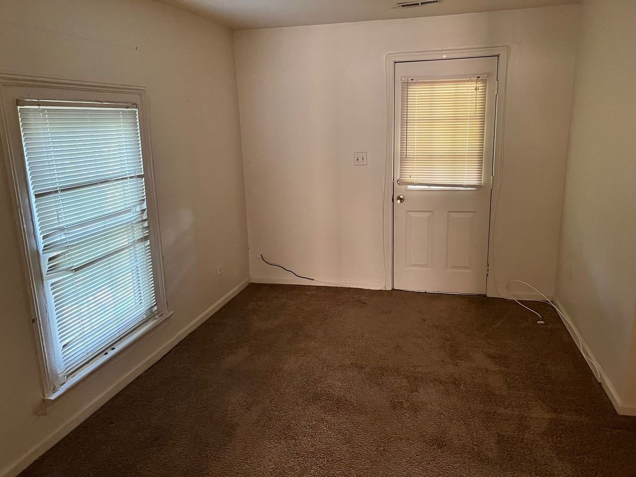AP7003 - 1305 Cherry Avenue - Photo 7 of 27