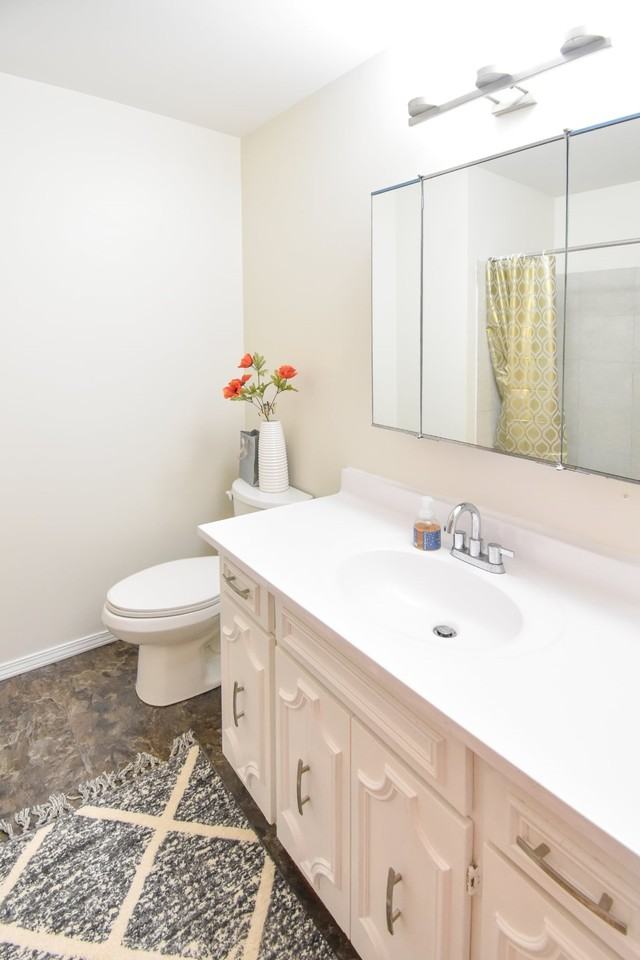 123 Meredith Bay - Photo 3 of 12