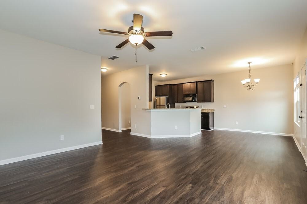 116 Rankin Cir - Photo 5 of 17