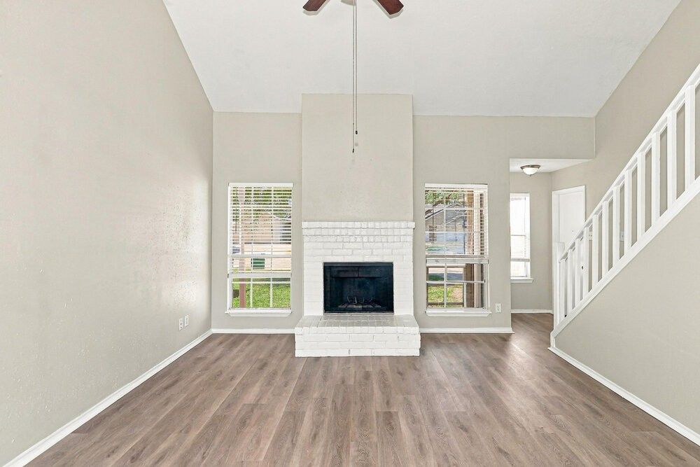 16111 Rosenridge Dr - Photo 5 of 17
