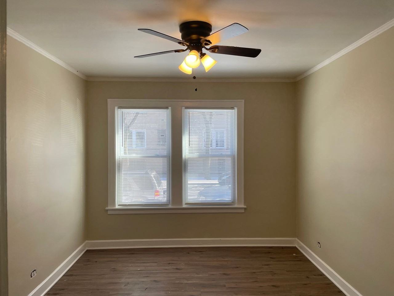 Beautiful apartment in Belmont Cragin - Photo 2 of 19