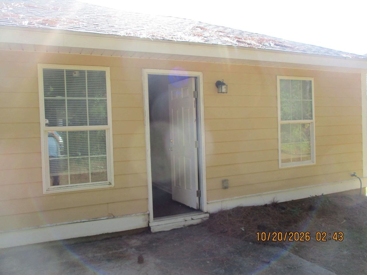 3951 Rodnor Forest Ln - Photo 2 of 8
