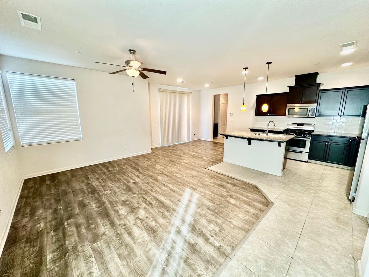3236 Monterosa Ln - Photo 2 of 34