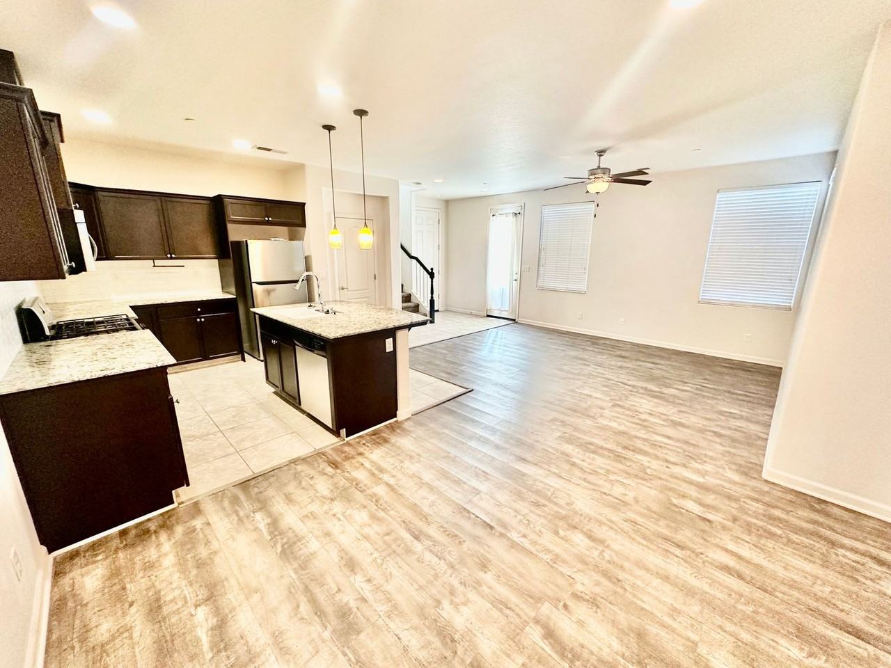 3236 Monterosa Ln - Photo 6 of 34