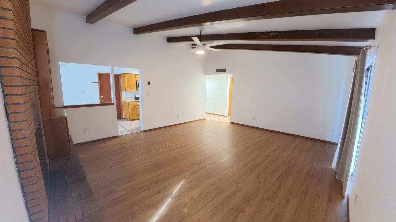 8620 Liberty Dr Ne - Photo 6 of 25