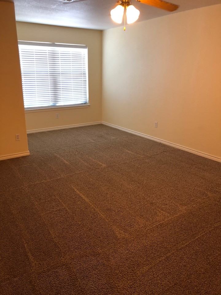 113 Sendero Dr - Photo 4 of 19