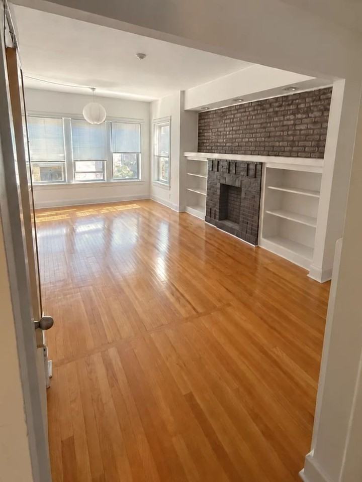 5652 N Ridge Ave #2N - Photo 4 of 10