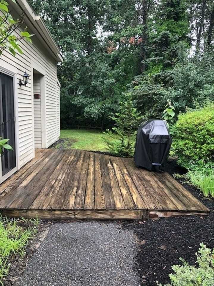 152 Mckeen St - Photo 2 of 18