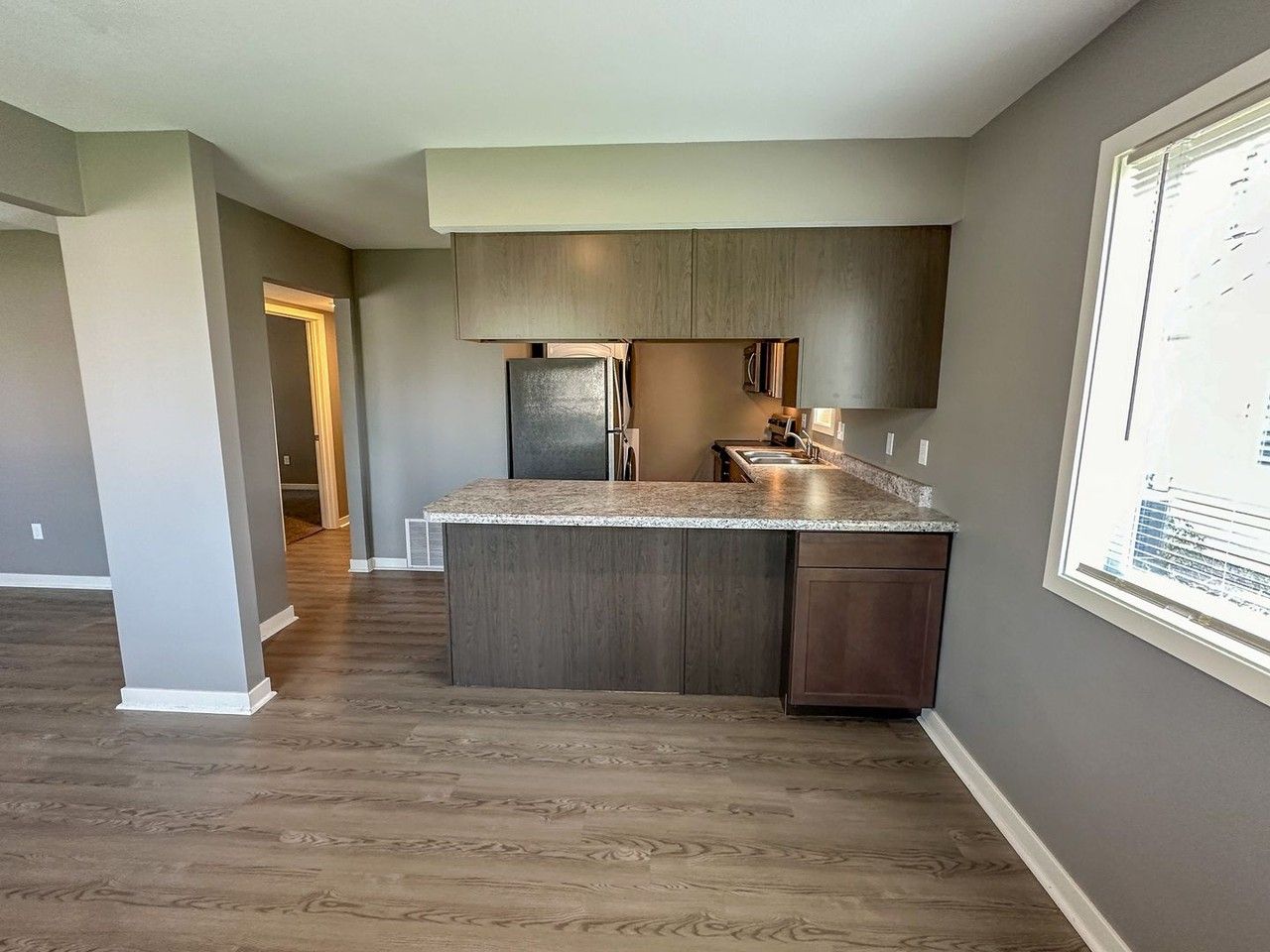 218 S Dakota Ave - Photo 7 of 26