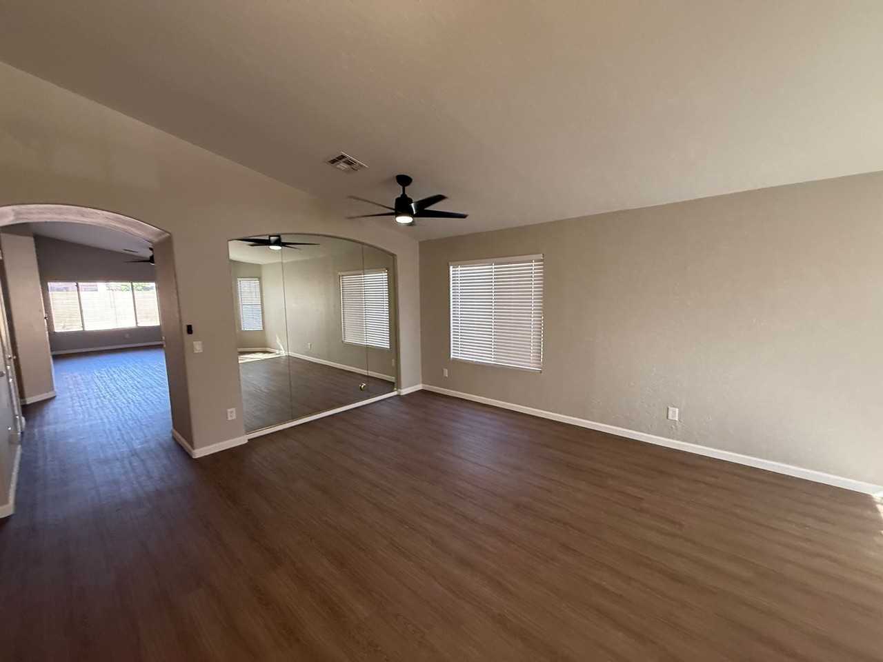 8708 E Portobello Ave - Photo 4 of 22