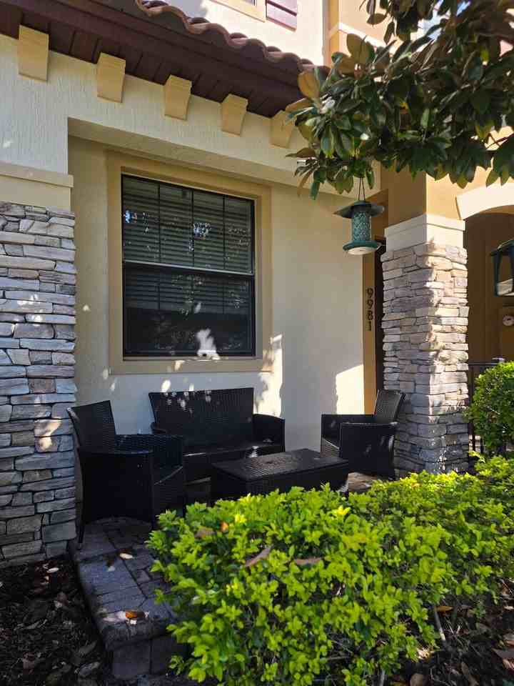9981 Eagle Creek Center Blvd - Photo 2 of 32