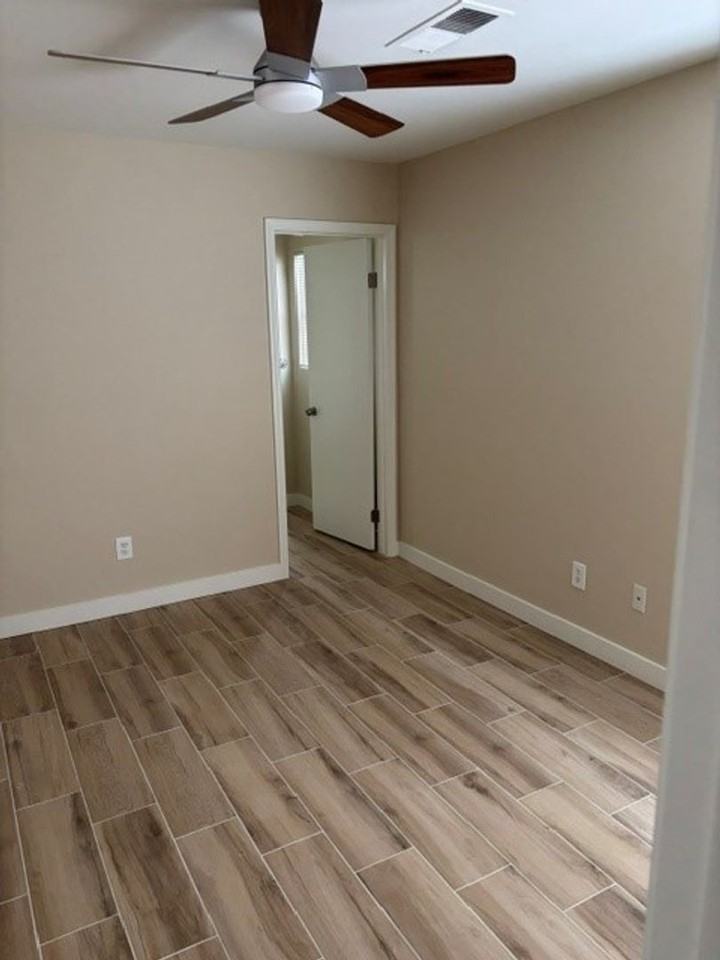 5911 Ragusa Ln - Photo 5 of 9