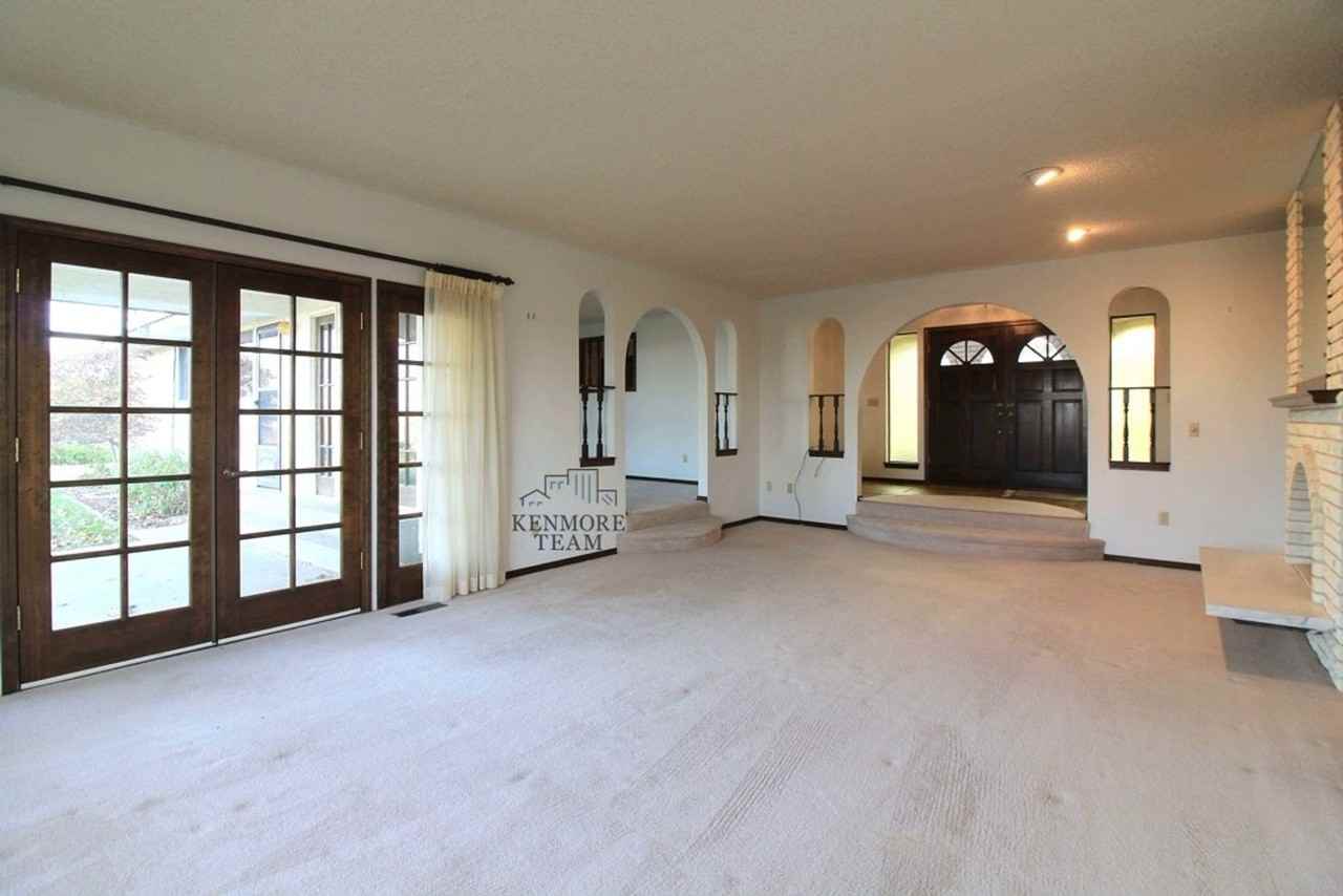 905 E Eastlake Dr - Photo 6 of 16