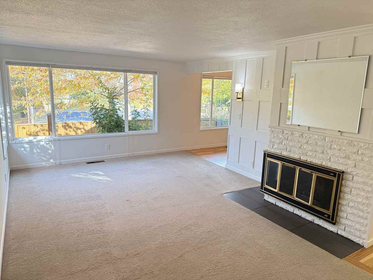2105 Washington St - Photo 5 of 50